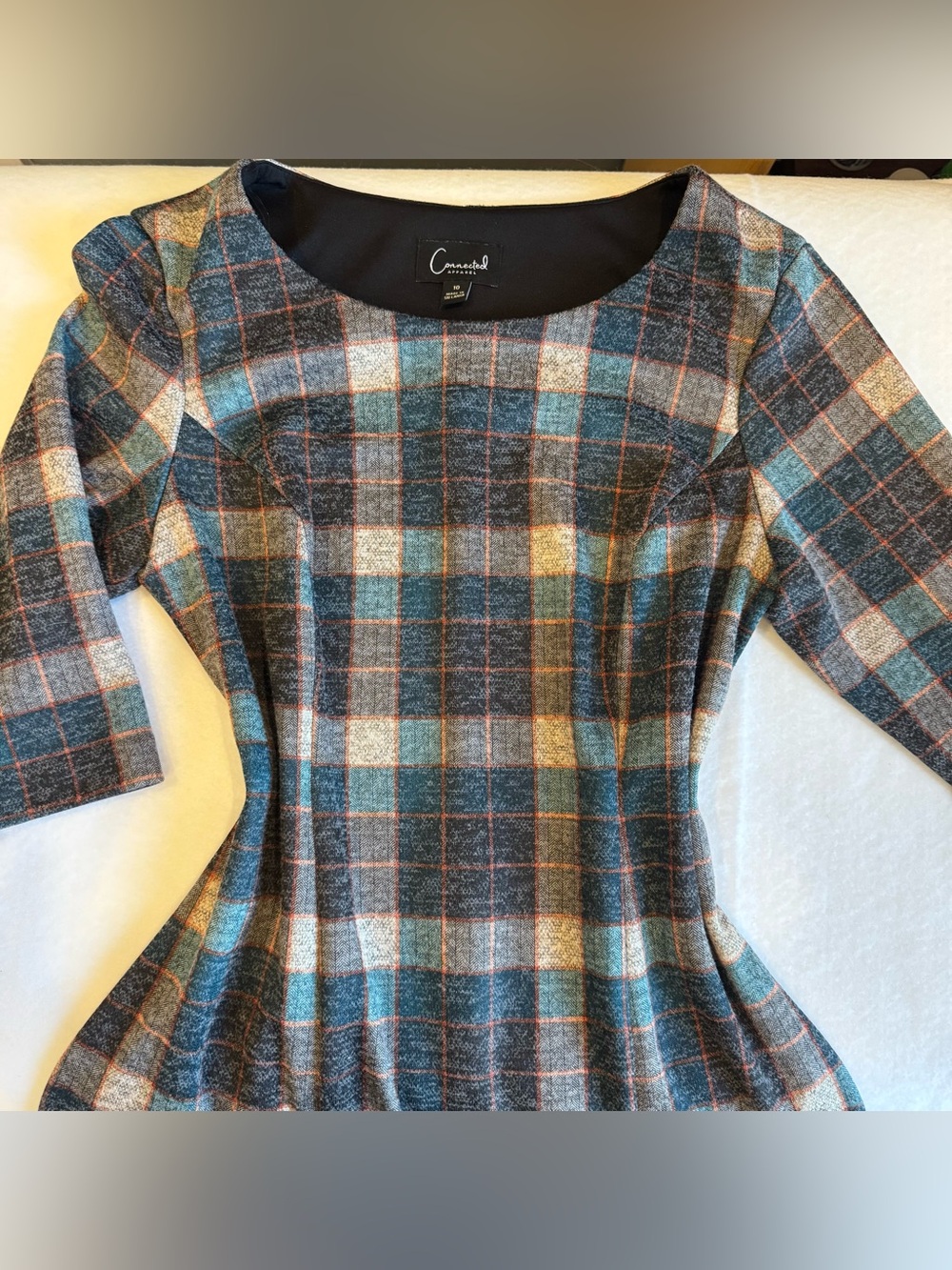 Connected Apparel Ladies Plaid Dress. Size 10 Women’s